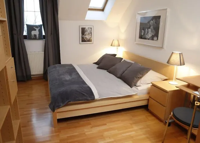 Traumhaft Grosses, Sonniges Haus In Wien Naehe