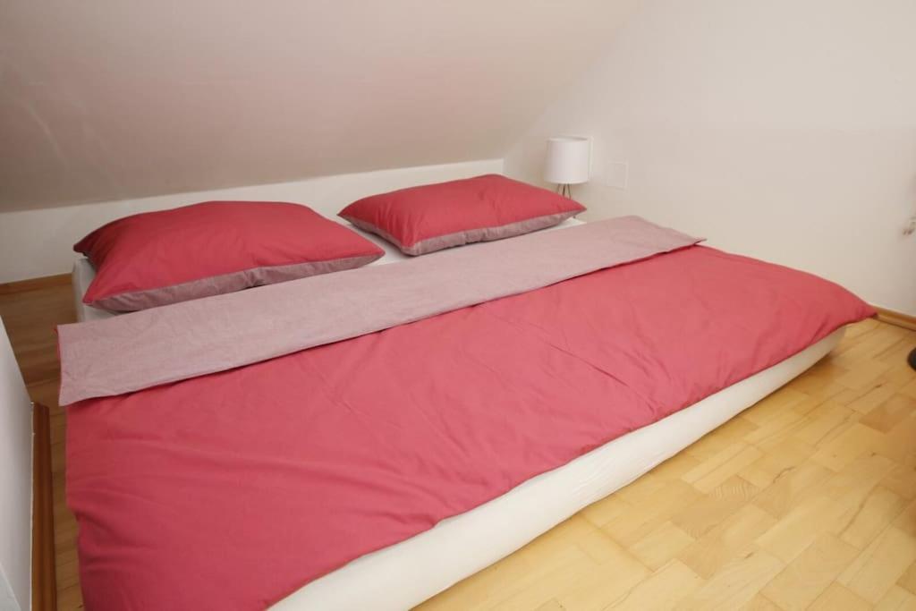 Traumhaft Grosses, Sonniges Haus In Wien Naehe Holiday home