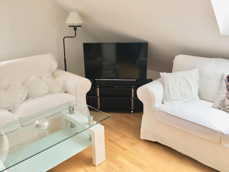 Traumhaft Grosses, Sonniges Haus In Wien Naehe Holiday home Traiskirchen
