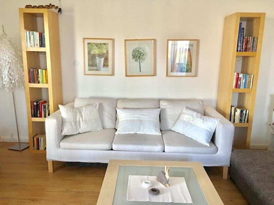 Traumhaft Grosses, Sonniges Haus In Wien Naehe Holiday home *